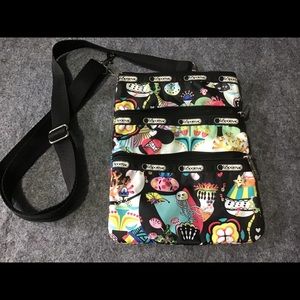 💕LeSportsac Playful Ocean Life Crossbody Bag 💕